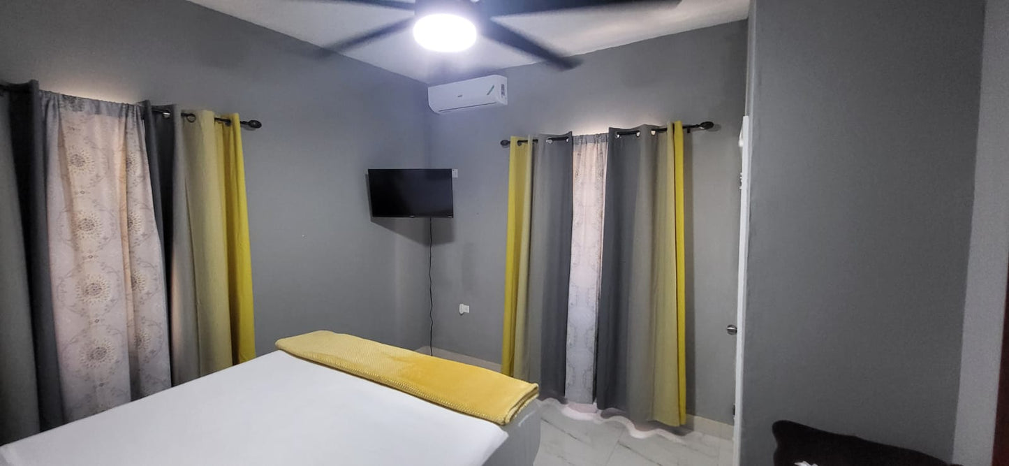 2 BED ROOMS / WITH COMPLIMENTARY BREAKFAST